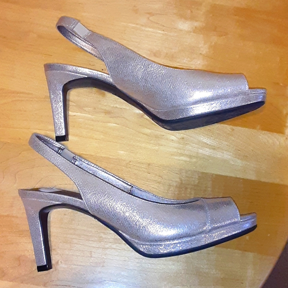 Champagne peep toe heels